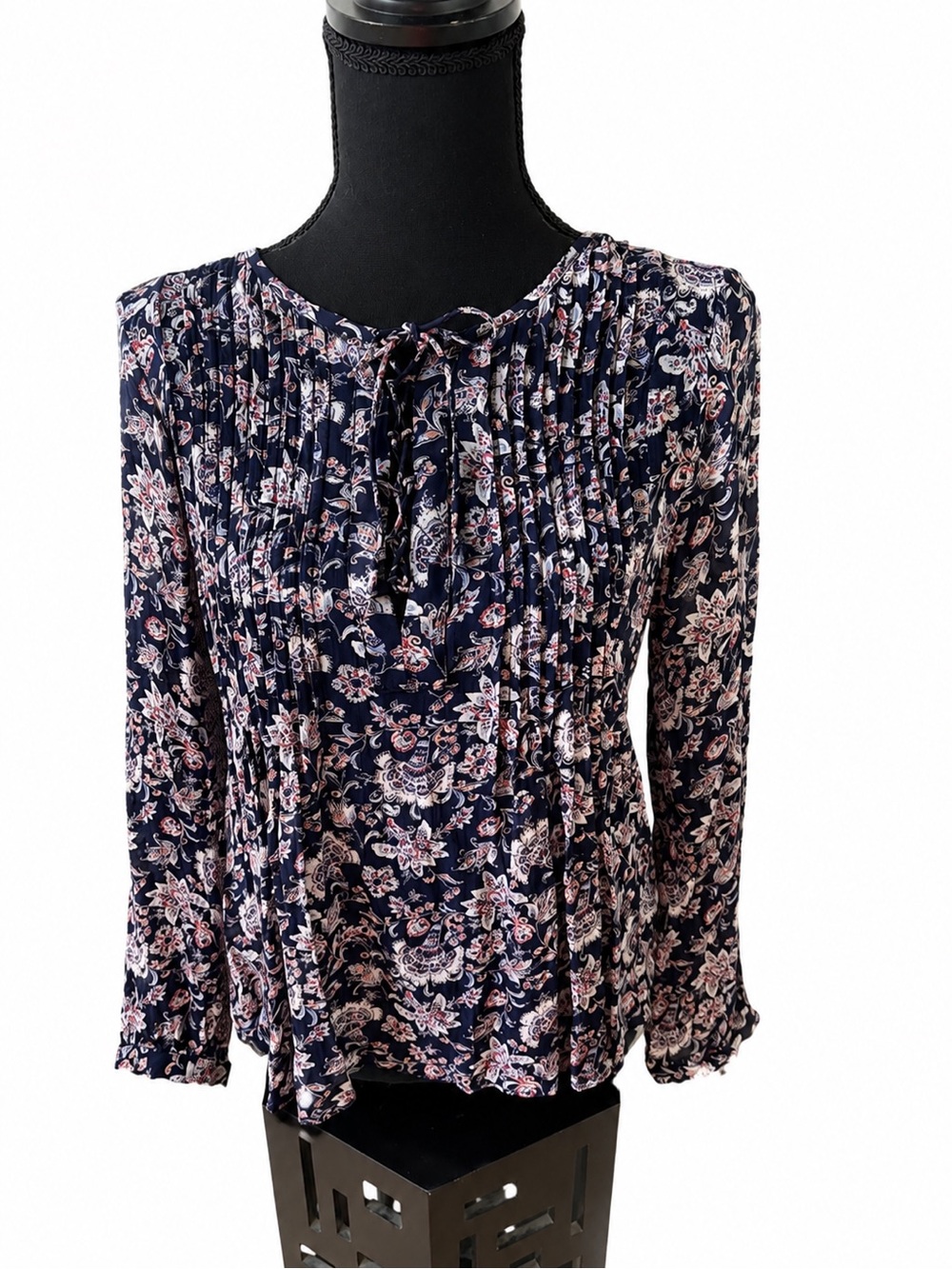 Lucky Brand Navy Paisley Peasant Blouse Small Boho Tie Neck Pintuck NWOT